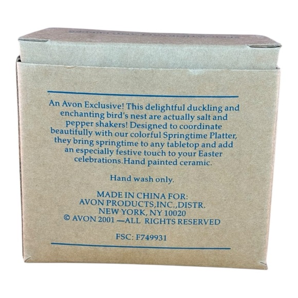 Avon Gift Collection Springtime Salt and Pepper Shakers Duck and Eggs Shakers - Picture 14 of 15